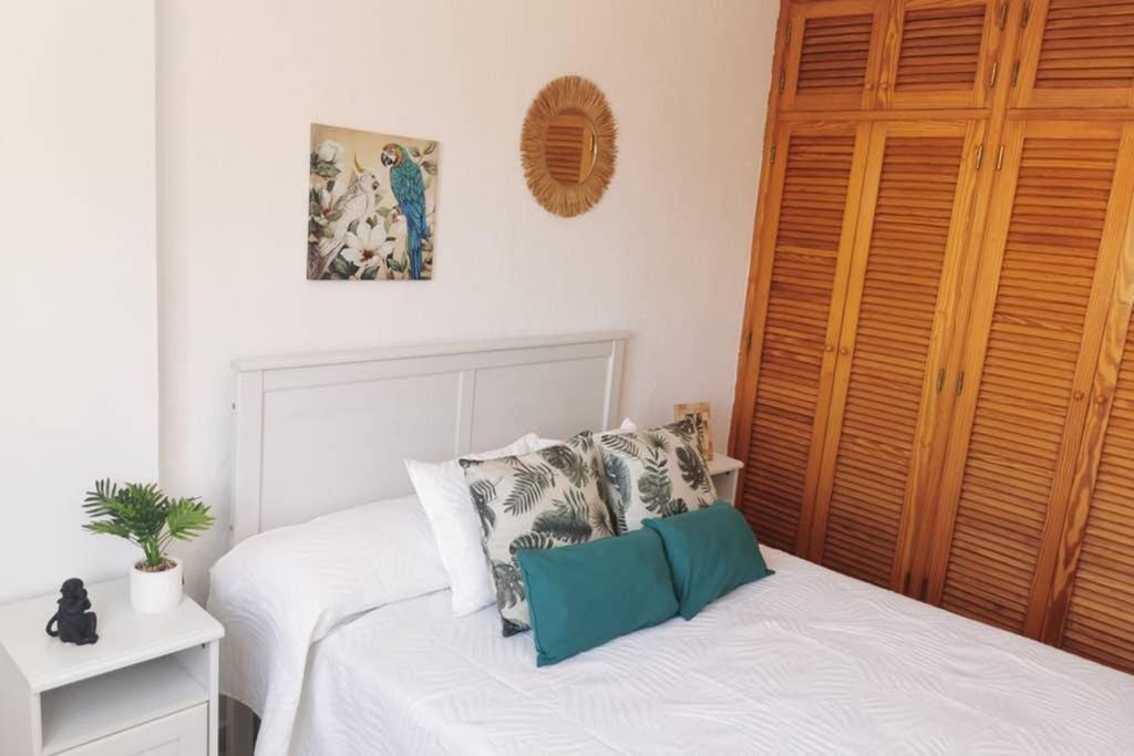 Centro De Corralejo Con Vistas A Isla De Lobos Villa Exteriör bild
